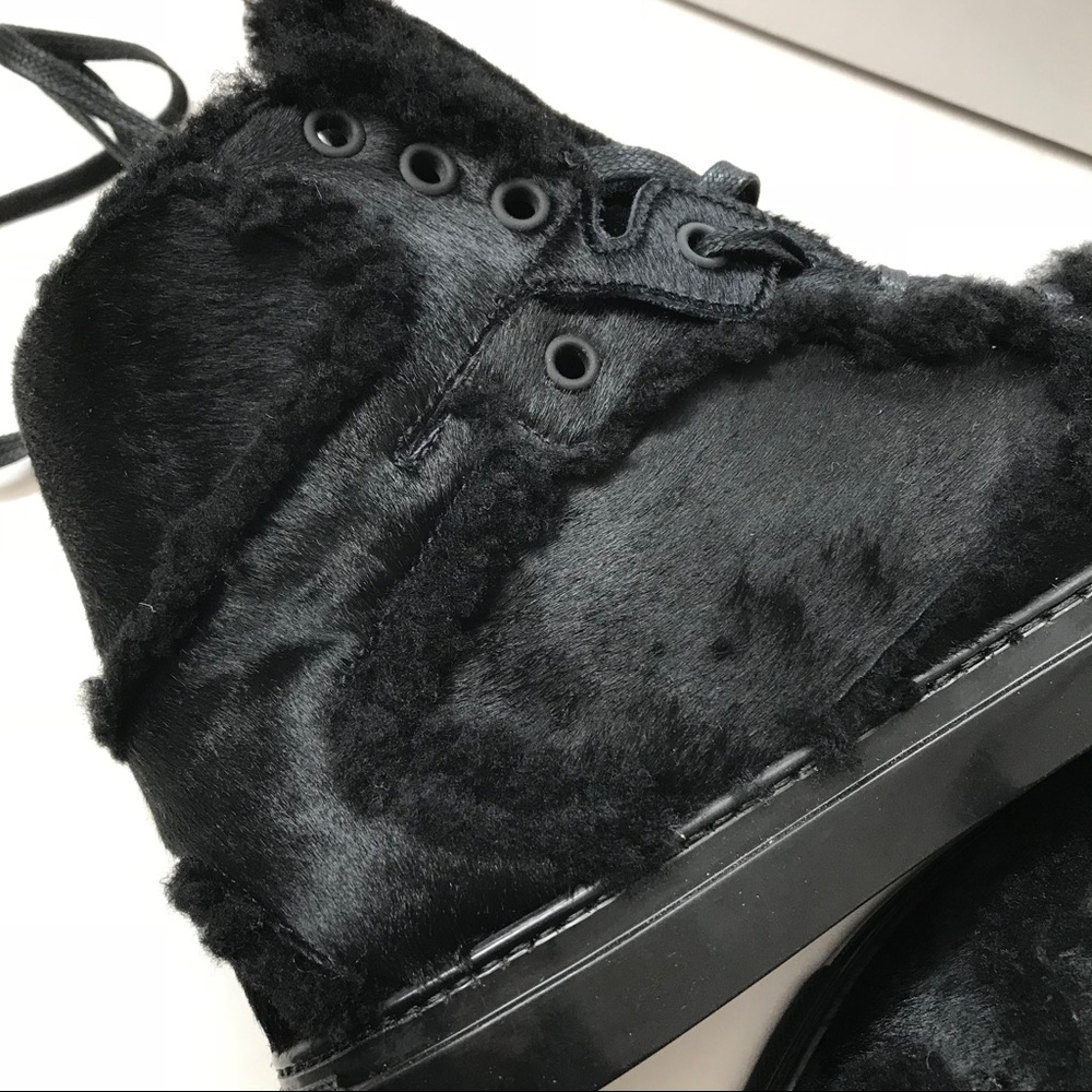 BALENCIAGA shearling and calf hair trainers (41) - Picture 11 of 12